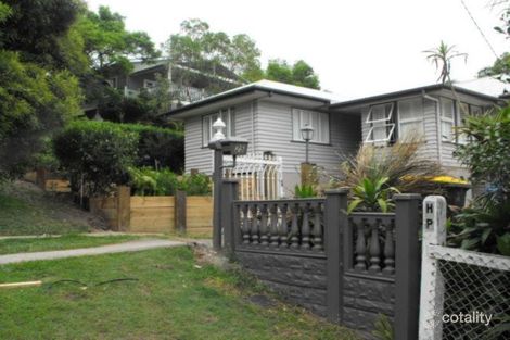 Property photo of 25 Gower Street Holland Park West QLD 4121