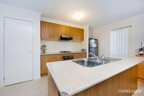 Property photo of 16 Ribbon Close Point Cook VIC 3030