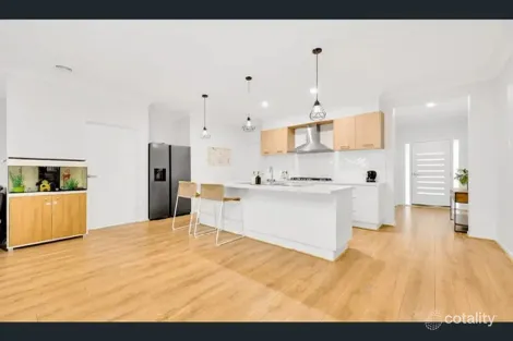 Property photo of 6 Boilersmith Street Donnybrook VIC 3064