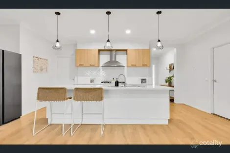 Property photo of 6 Boilersmith Street Donnybrook VIC 3064