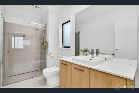 Property photo of 6 Boilersmith Street Donnybrook VIC 3064