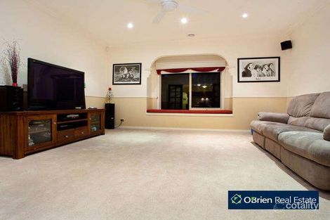 Property photo of 17 Belmont Road Berwick VIC 3806