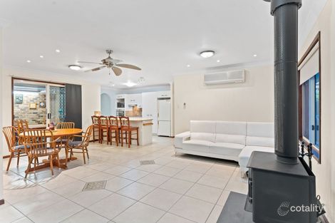 Property photo of 15 Crystelle Court Murrumba Downs QLD 4503