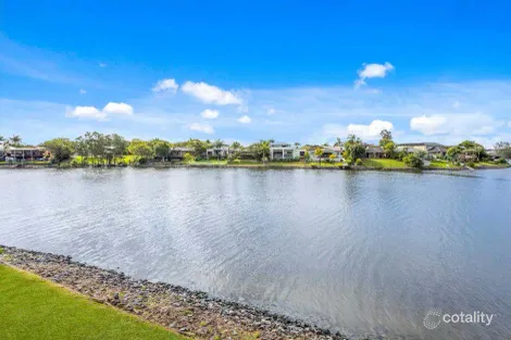 Property photo of 39 Southlake Drive Varsity Lakes QLD 4227