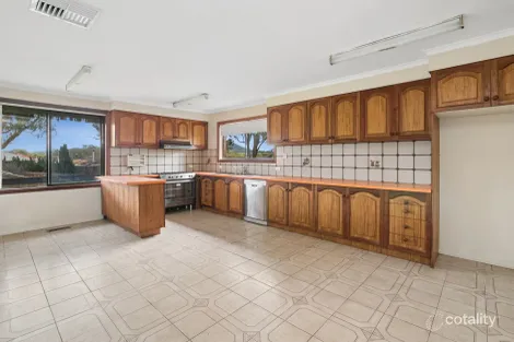 Property photo of 28 First Street Broadford VIC 3658