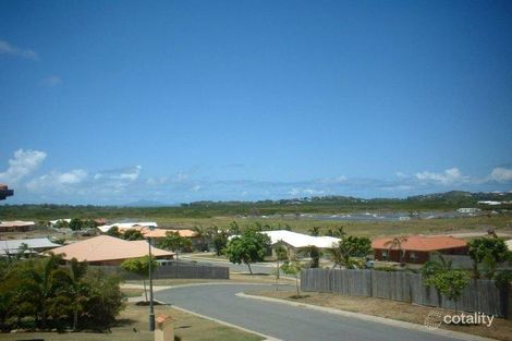 Property photo of 9 Murray Close Rural View QLD 4740