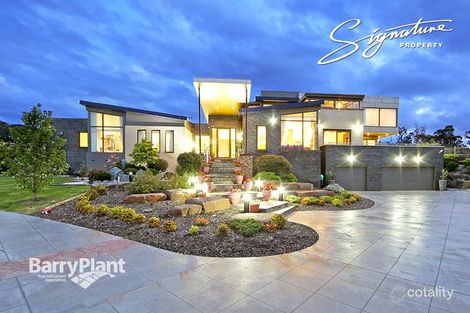 18 Logan Ct, Lysterfield, VIC 3156