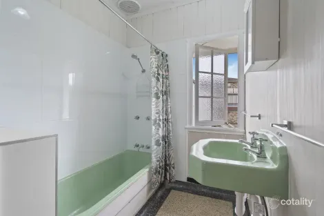 Property photo of 18 King Street Annerley QLD 4103