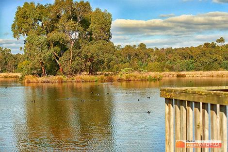 Property photo of 8 Lakewood Drive Knoxfield VIC 3180