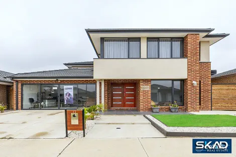 Property photo of 12 Rochford Drive Donnybrook VIC 3064