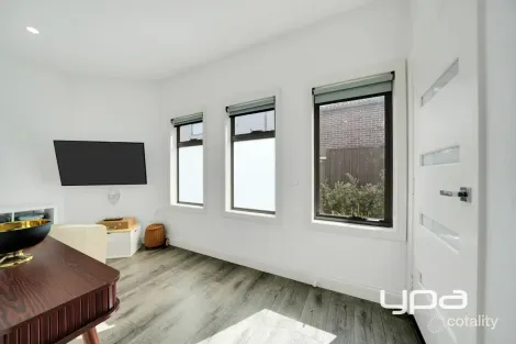 Property photo of 3/41 Nicholson Crescent Meadow Heights VIC 3048