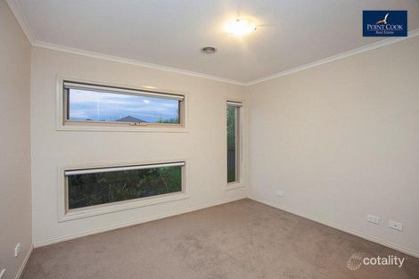 Property photo of 18 Astley Crescent Point Cook VIC 3030
