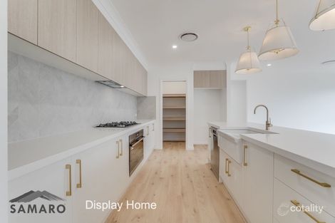 61 Burton Dr, Tahmoor, NSW 2573