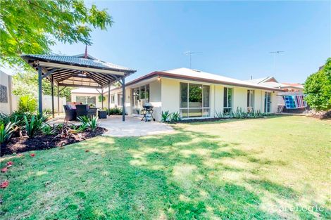 Property photo of 4 St Johns Wood Boulevard Mount Claremont WA 6010