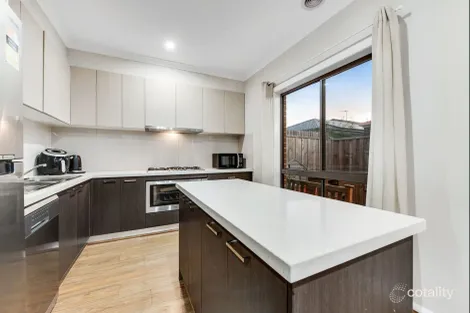 Property photo of 30 Latchford Drive Mickleham VIC 3064