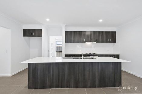 Property photo of 30 Bindarri Grove Botanic Ridge VIC 3977