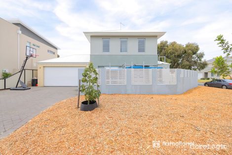 Property photo of 15B Crossland Way Kardinya WA 6163
