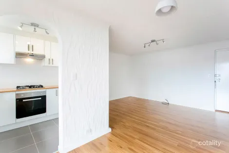 10/10 Gordon St, Glenelg, SA 5045