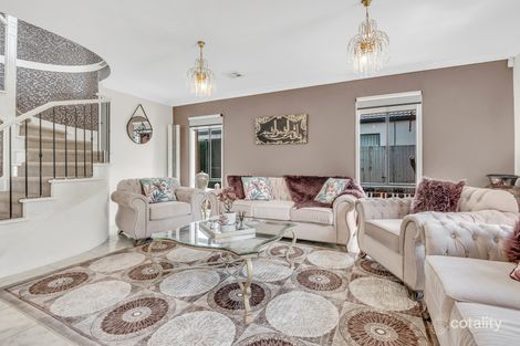 Property photo of 7 Wisla Circuit Roxburgh Park VIC 3064