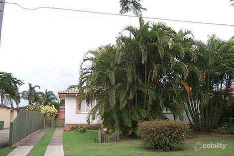 13 Centaur St, Redcliffe, QLD 4020