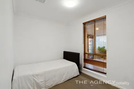 Property photo of 18 Mario Way Craigie WA 6025