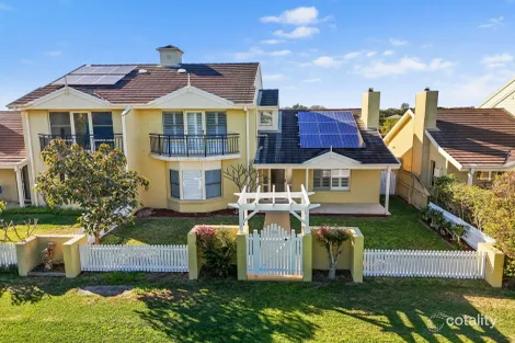 14 SAMPSON AVE, HARRINGTON, NSW 2427
