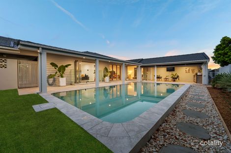 Property photo of 4 Carolina Close Elanora QLD 4221