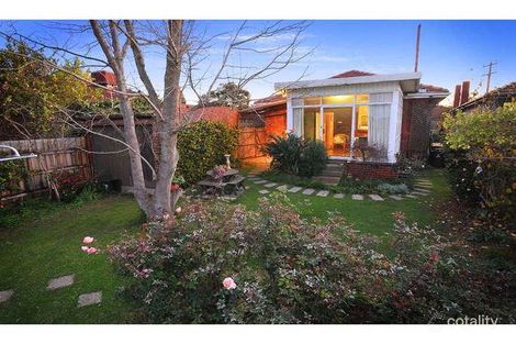 Property photo of 216 Douglas Parade Newport VIC 3015