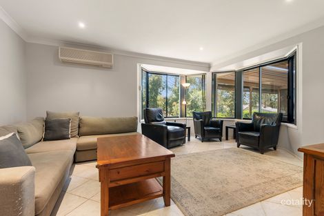 Property photo of 10 Traminer Grove Cessnock NSW 2325