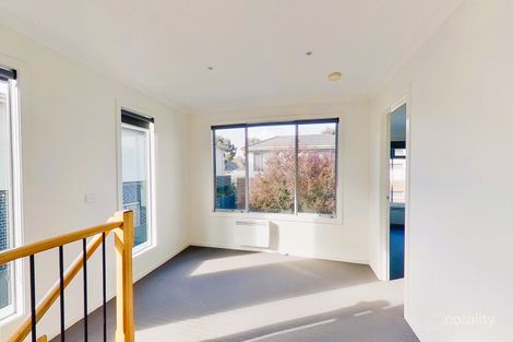 Property photo of 1/2 Marathon Boulevard Craigieburn VIC 3064