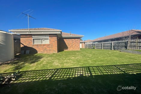 Property photo of 9 Olive Road Hampton Park VIC 3976