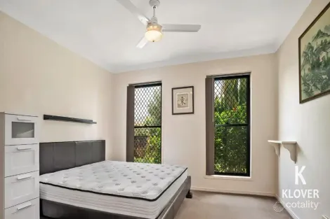 Property photo of 16 Gidran Close Durack QLD 4077