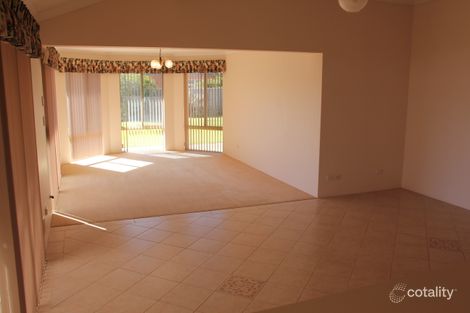 Property photo of 23 Stonesfield Court Padbury WA 6025