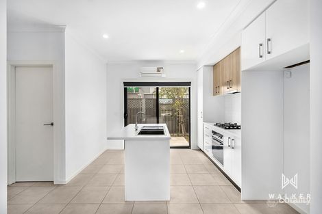 Property photo of 2 Zebra Way Cranbourne West VIC 3977