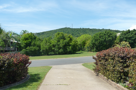 Property photo of 19 Greer Street Meikleville Hill QLD 4703