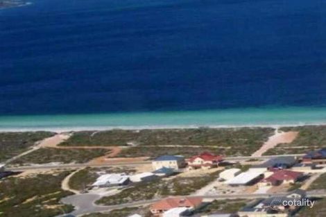 2 Peterson Pl, Green Head, WA 6514