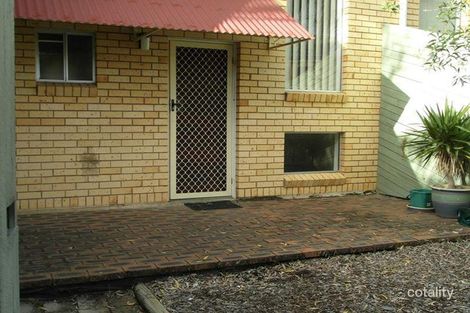 Property photo of 2/2 Ocean Street Tannum Sands QLD 4680