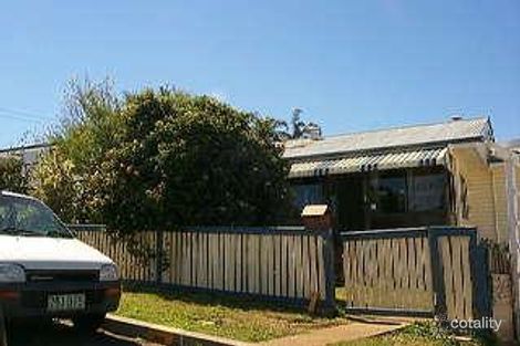 16 Esther St, Mount Lofty, QLD 4350