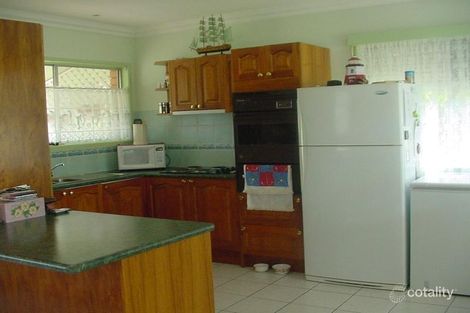 18 Phillip St, Redland Bay, QLD 4165