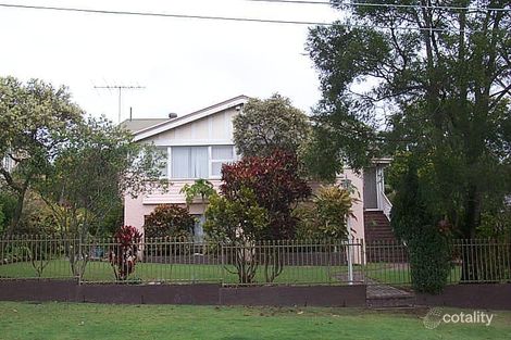 15 Dorothy St, Camp Hill, QLD 4152