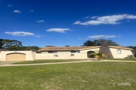 10 Manitoba Way, West Lakes, SA 5021