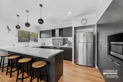 Property photo of 124 Bainbridge Street Ormiston QLD 4160