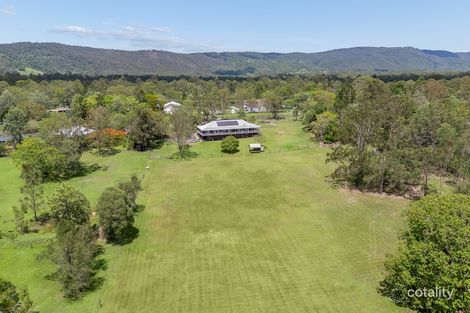 Property photo of 4 Richards Road Camp Mountain QLD 4520