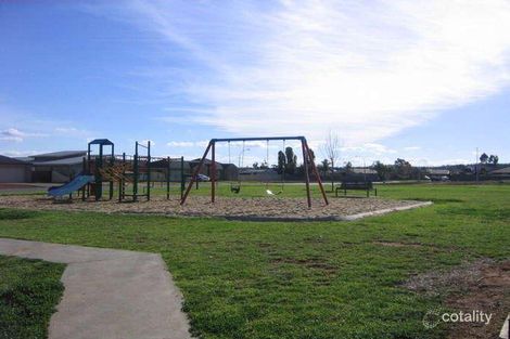 11 Salvanza Cres, Griffith, NSW 2680