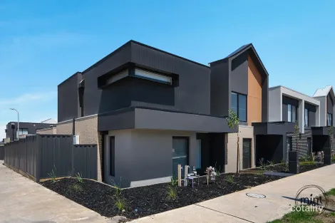 3 Oasis Pl, Clyde North, VIC 3978