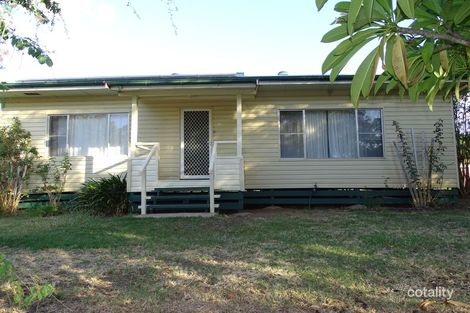 16 Wattle Dr, St George, QLD 4487