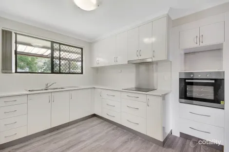 Property photo of 69 Wine Drive Wilsonton Heights QLD 4350