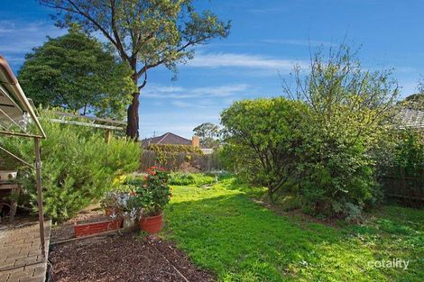 Property photo of 37 Fenacre Street Strathmore VIC 3041