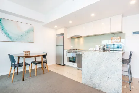 Property photo of 502/185 Redcliffe Parade Redcliffe QLD 4020