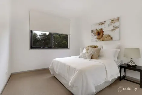 Property photo of 2/8-10 Browns Road Clayton VIC 3168